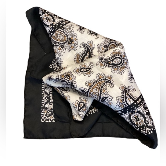 Pocket Square 100% Silk Large Black Ivory Paisley Foulard Pattern CLASSIC - Picture 3 of 3